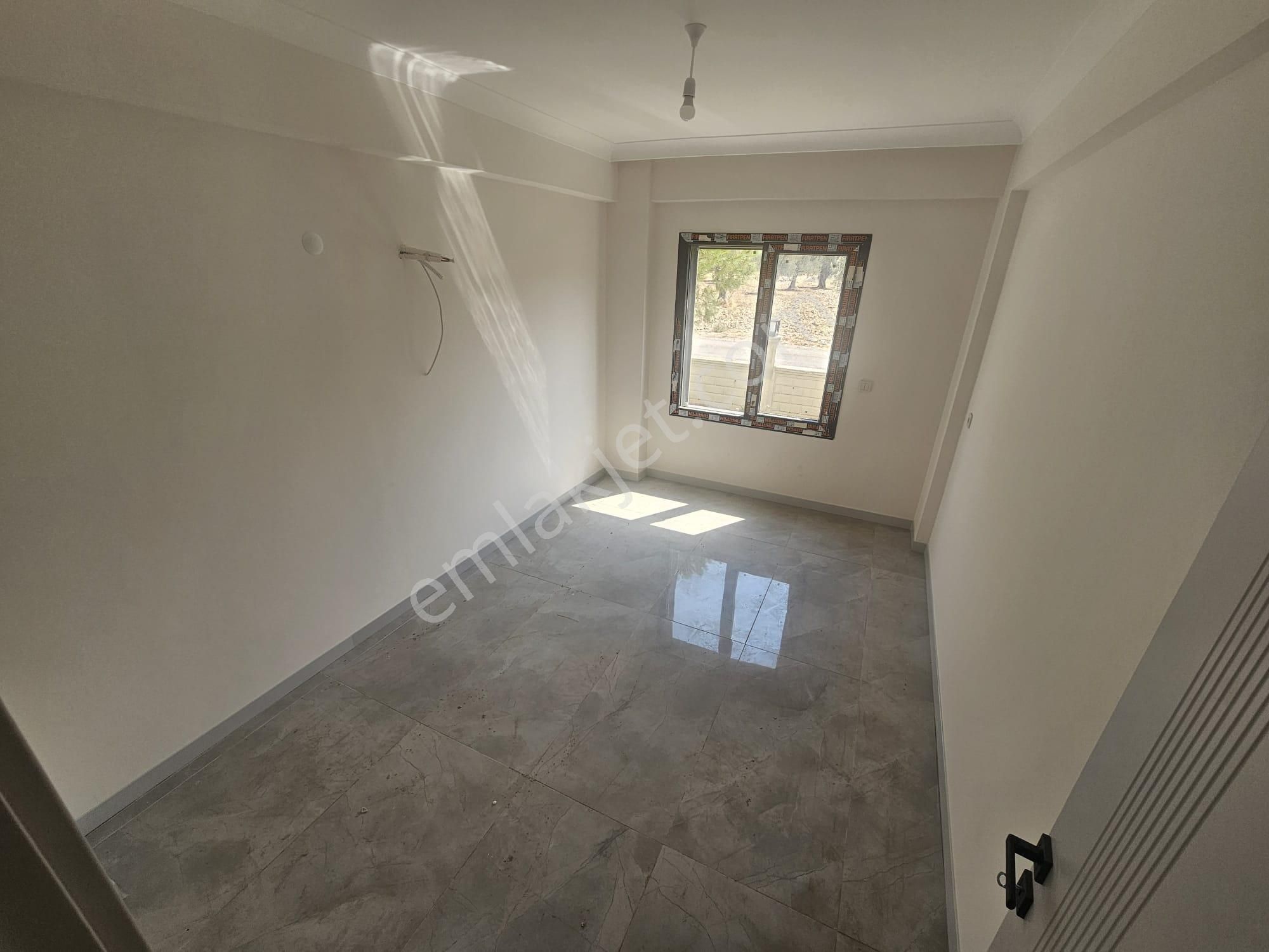 Ön Emlak'tan Burhaniye Merkeze Yakın Satılık Lüks 2+1 Daire! - Görsel 13