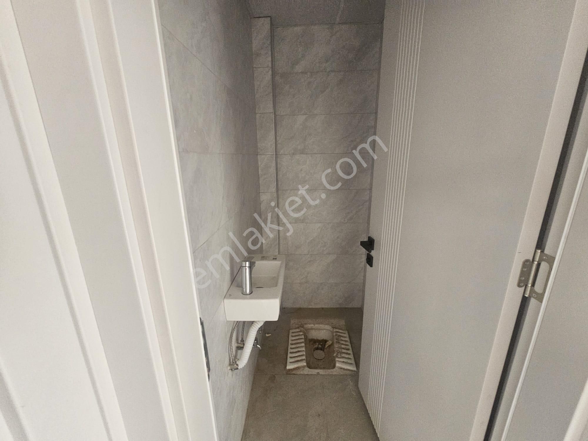 Ön Emlak'tan Burhaniye Merkeze Yakın Satılık Lüks 2+1 Daire! - Görsel 16