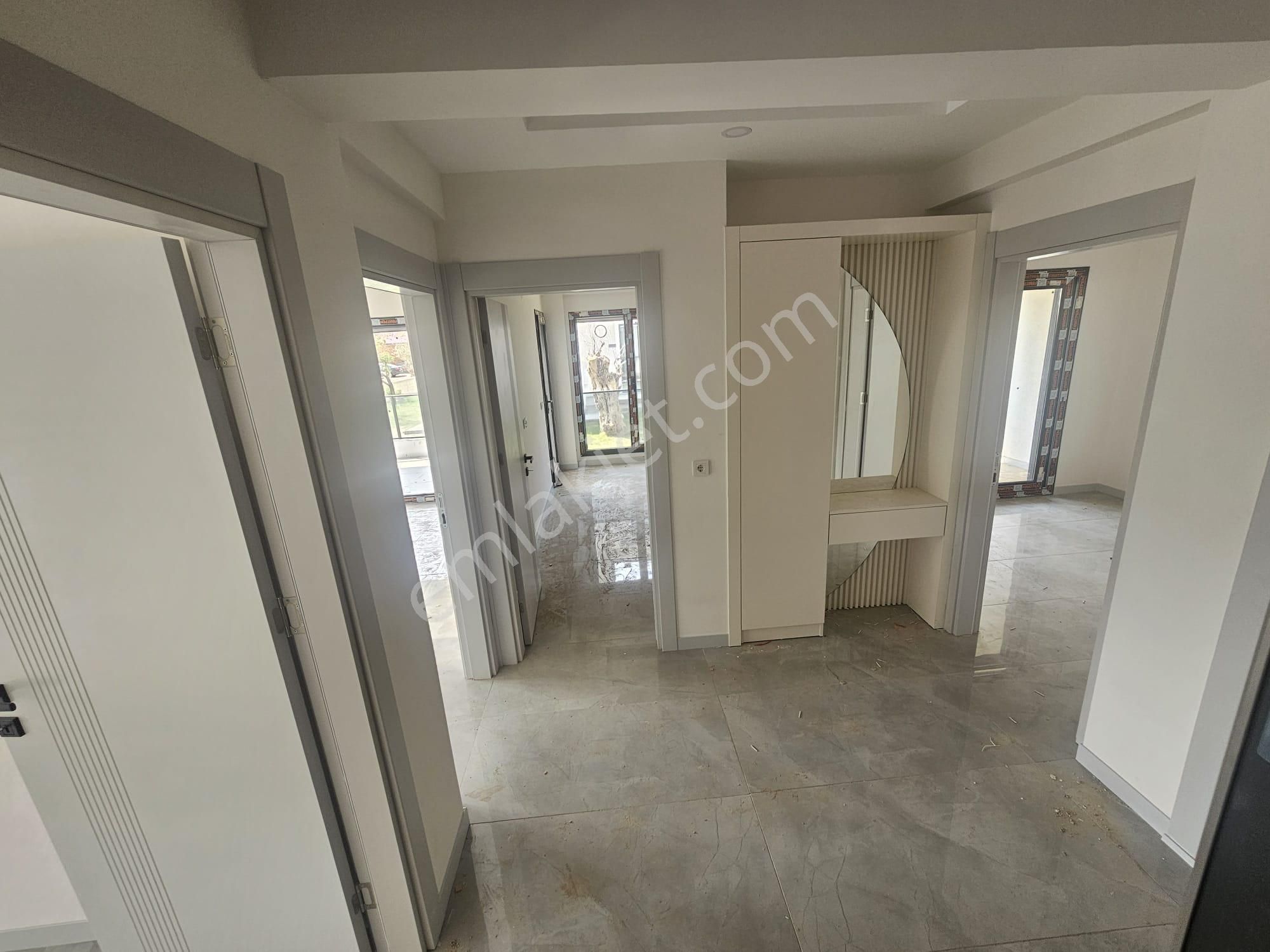 Ön Emlak'tan Burhaniye Merkeze Yakın Satılık Lüks 2+1 Daire! - Görsel 5