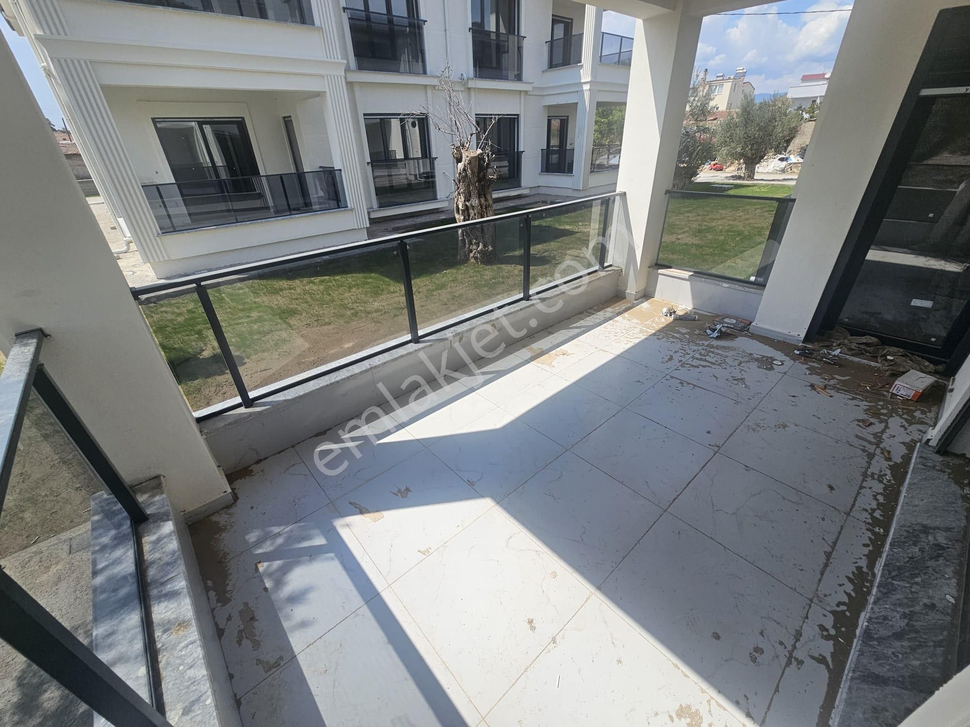 Ön Emlak'tan Burhaniye Merkeze Yakın Satılık Lüks 2+1 Daire! - Görsel 9