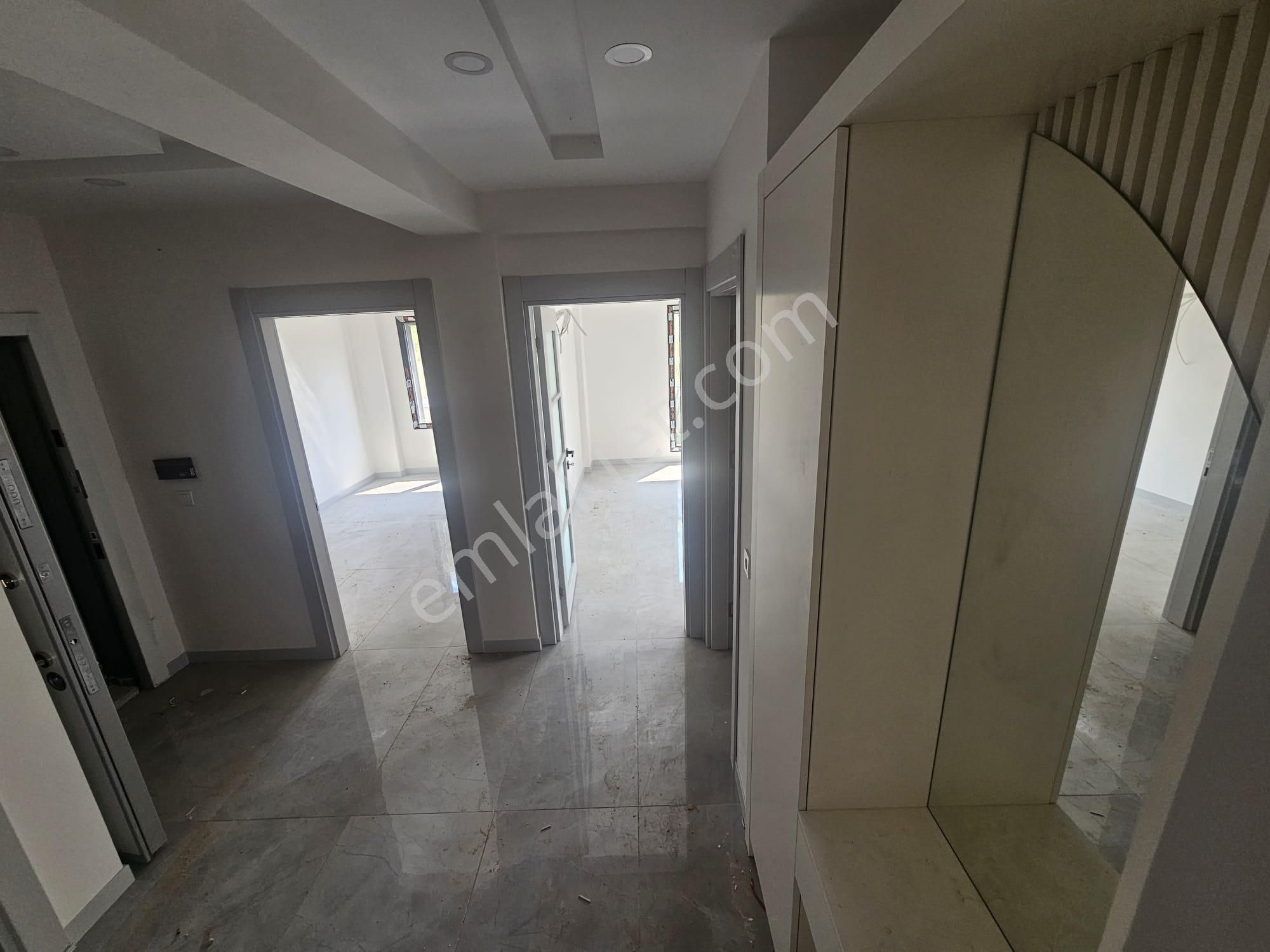 Ön Emlak'tan Burhaniye Merkeze Yakın Satılık Lüks 2+1 Daire! - Görsel 21