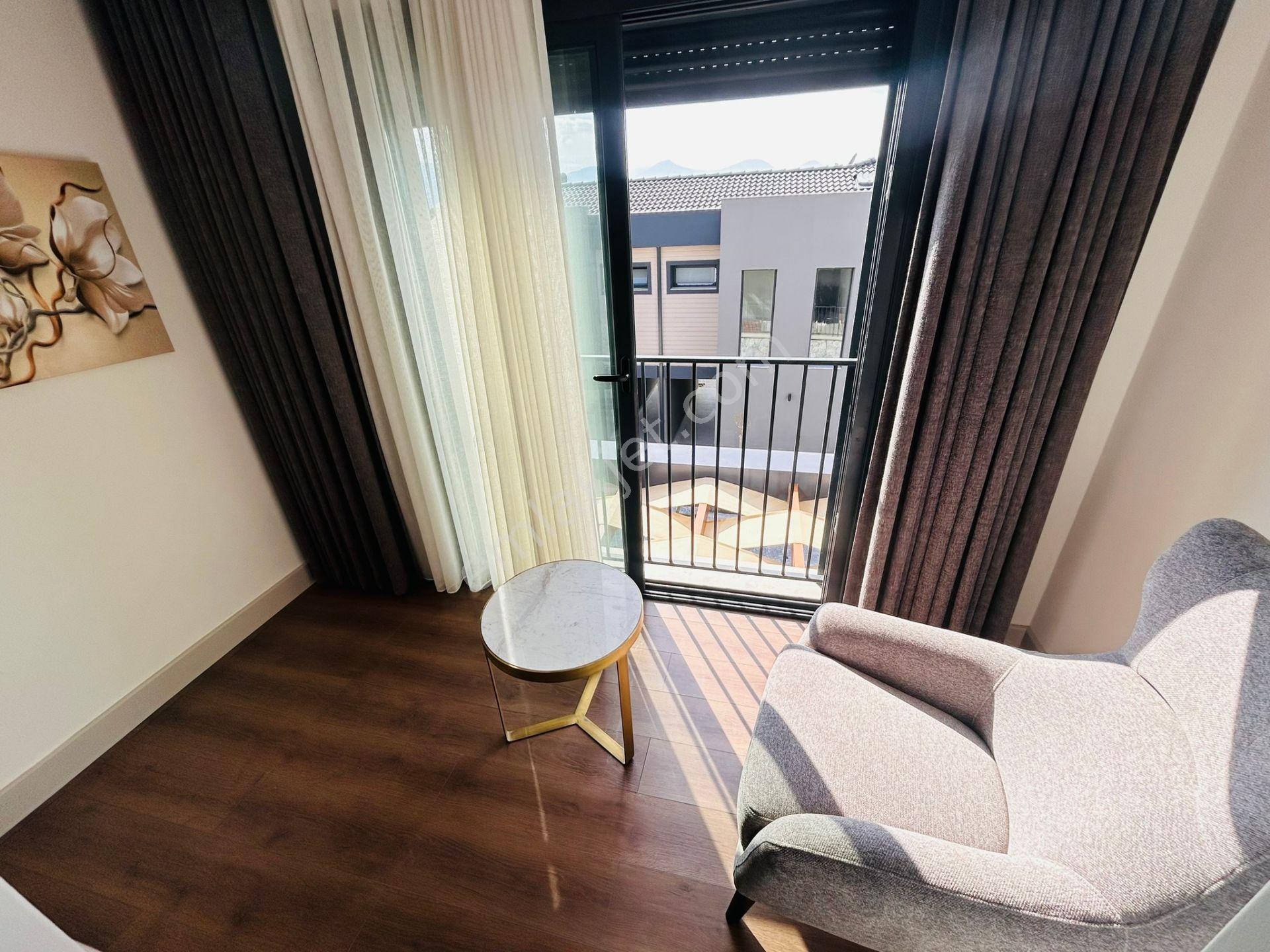 Kuşadası Soğucak Mah.de Deniz Manzaralı 4+1 Satılık Müstakil Villalar - Görsel 34
