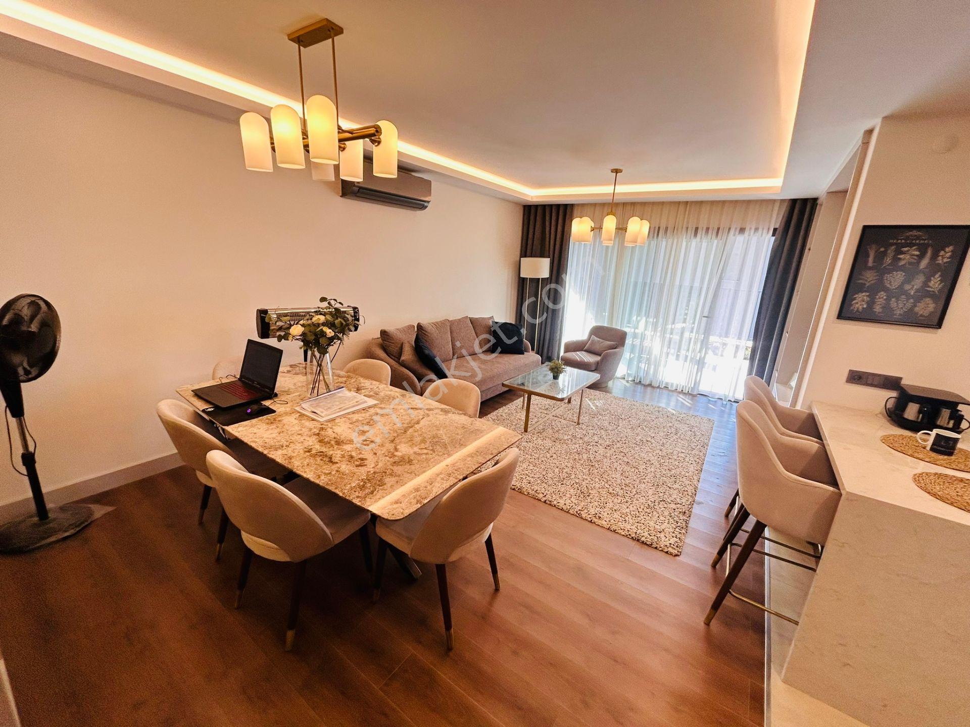Kuşadası Soğucak Mah.de Deniz Manzaralı 4+1 Satılık Müstakil Villalar - Görsel 16