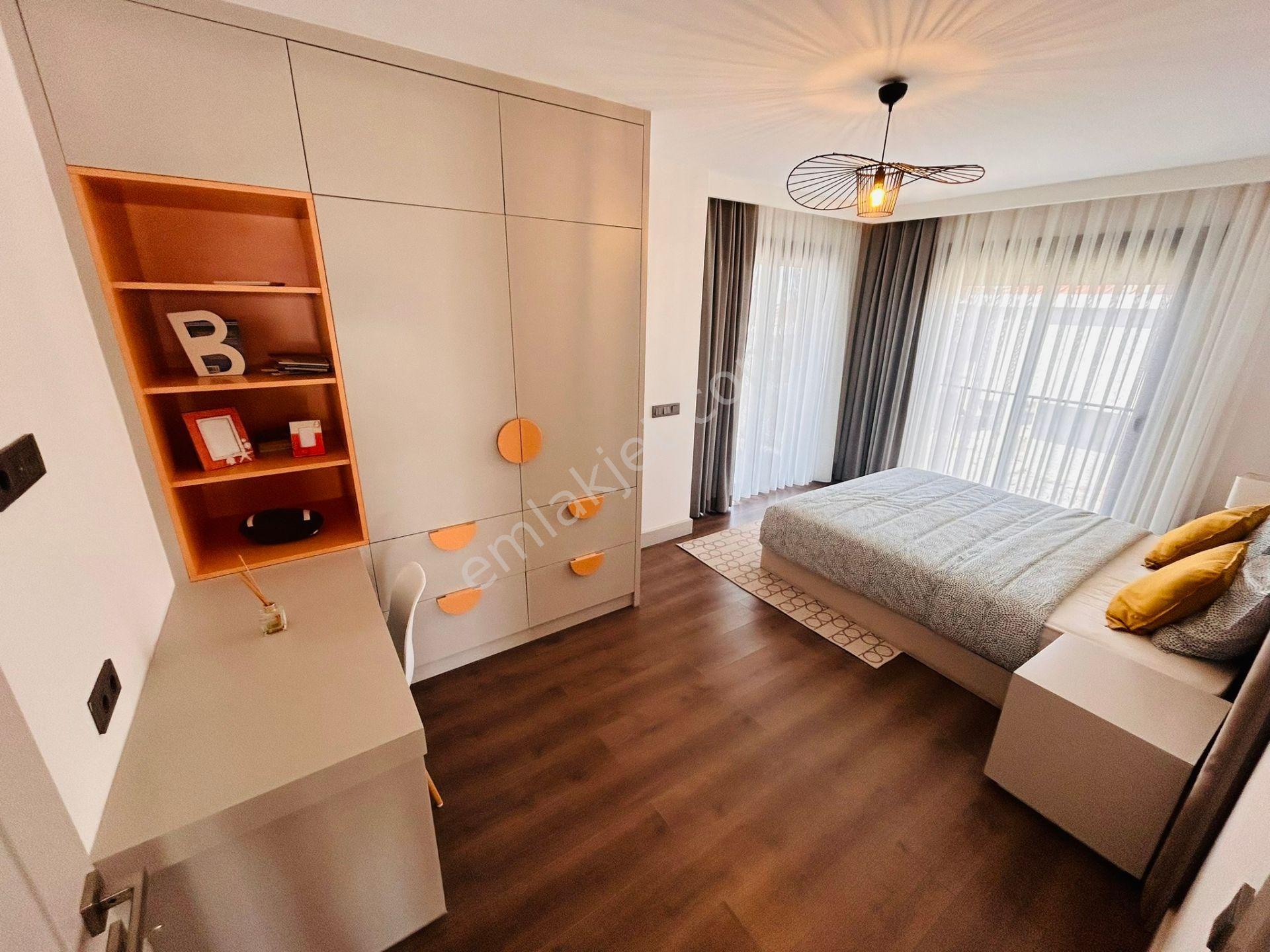 Kuşadası Soğucak Mah.de Deniz Manzaralı 4+1 Satılık Müstakil Villalar - Görsel 26