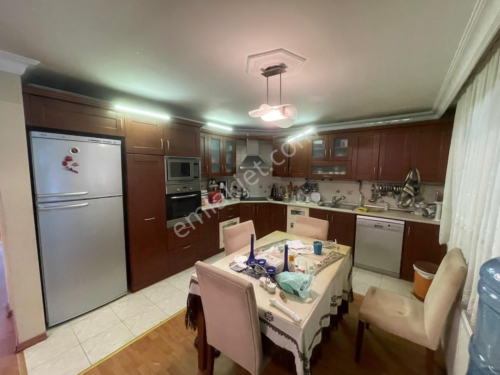 Karşıyaka Girne Bulvarı Paralel Sokağında - Görsel 29