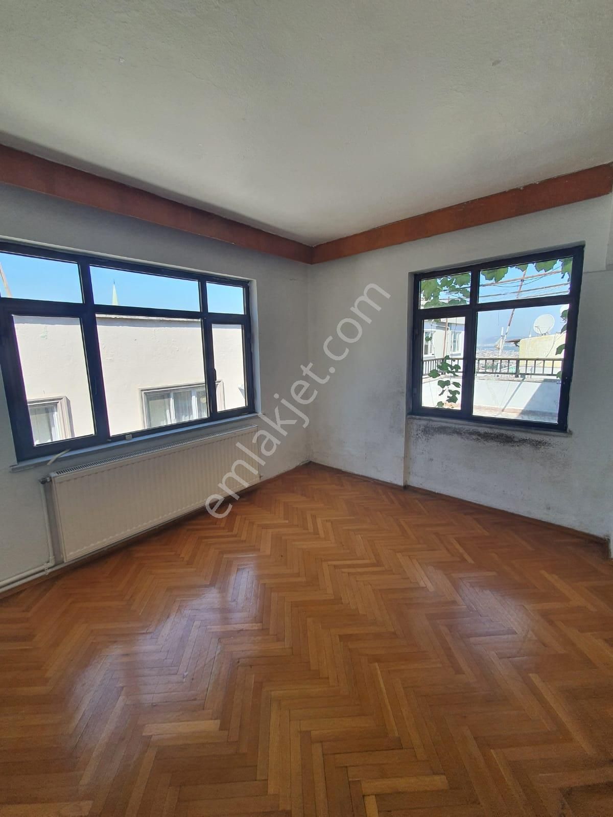 Baruthane Mahallesinde 3+1 117 M2 Satılık Daire