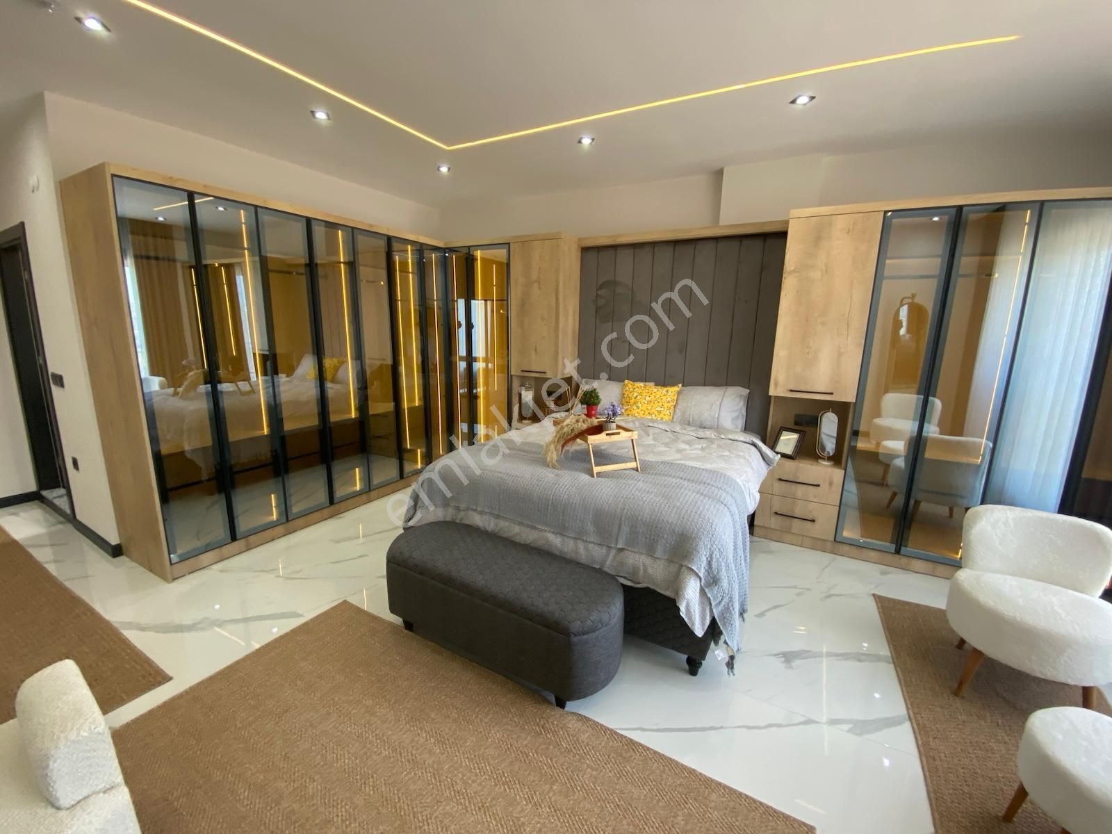 Aydın/didim/altınkum Mh Satılık Eşyalı Havuzlu 5+1 Tam Müstakil Villa - Görsel 24