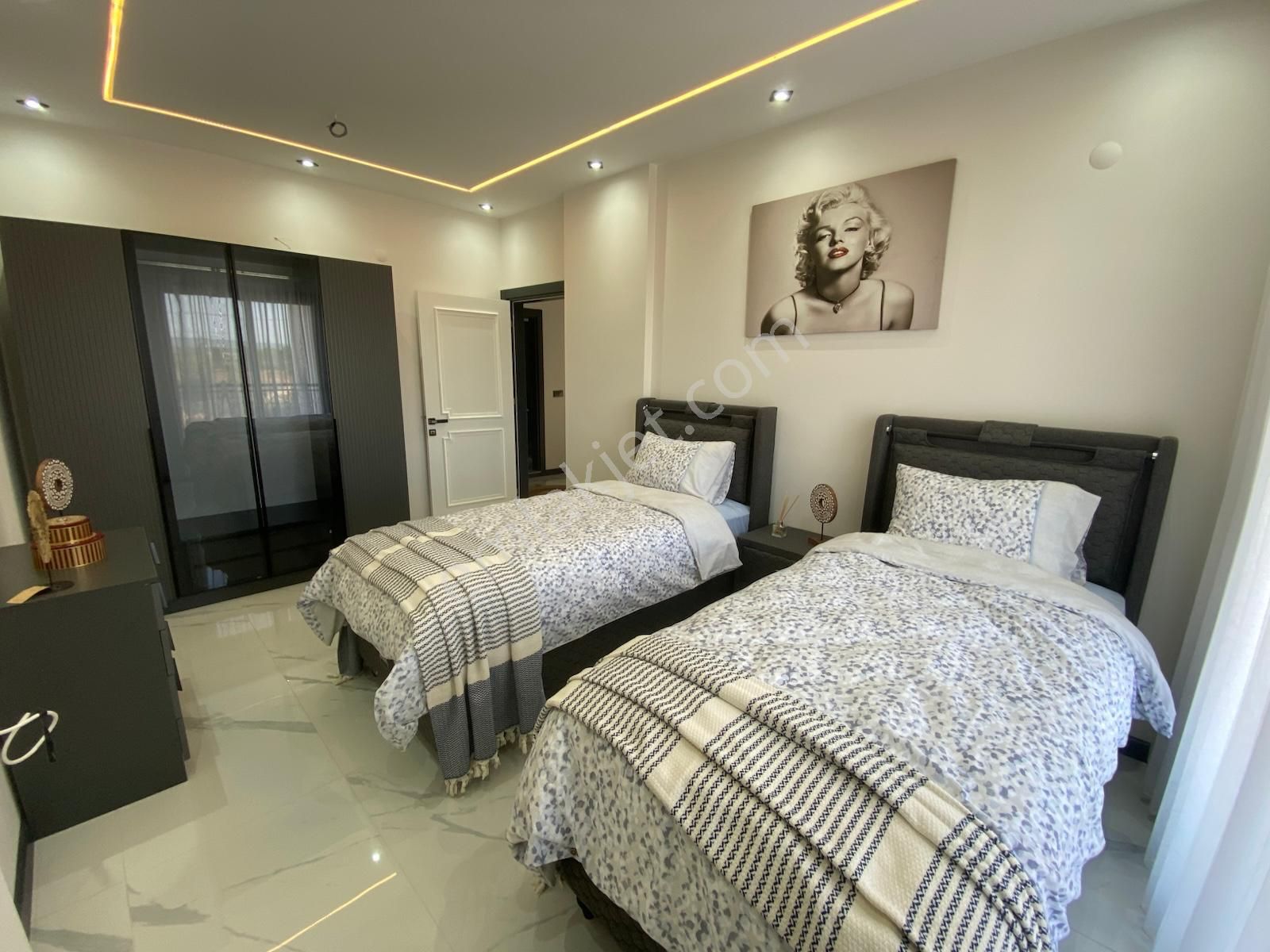 Aydın/didim/altınkum Mh Satılık Eşyalı Havuzlu 5+1 Tam Müstakil Villa - Görsel 7