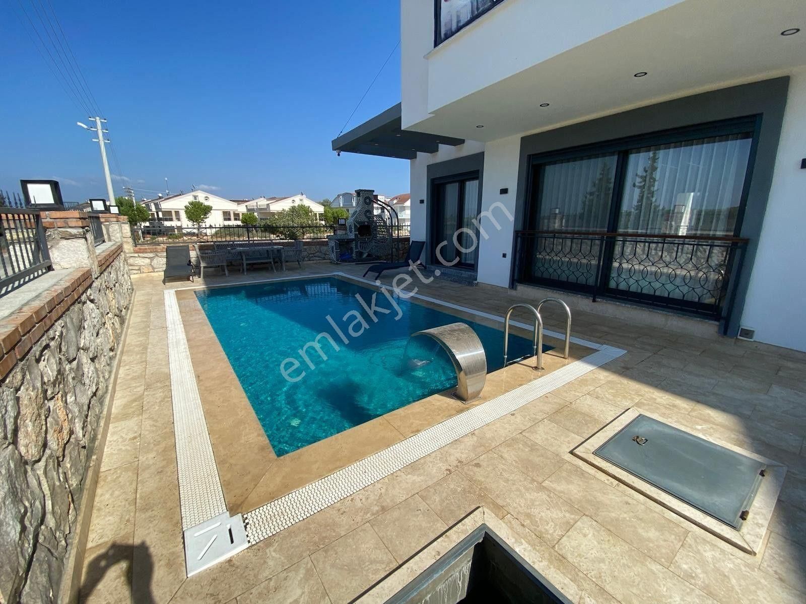 Aydın/didim/altınkum Mh Satılık Eşyalı Havuzlu 5+1 Tam Müstakil Villa - Görsel 5