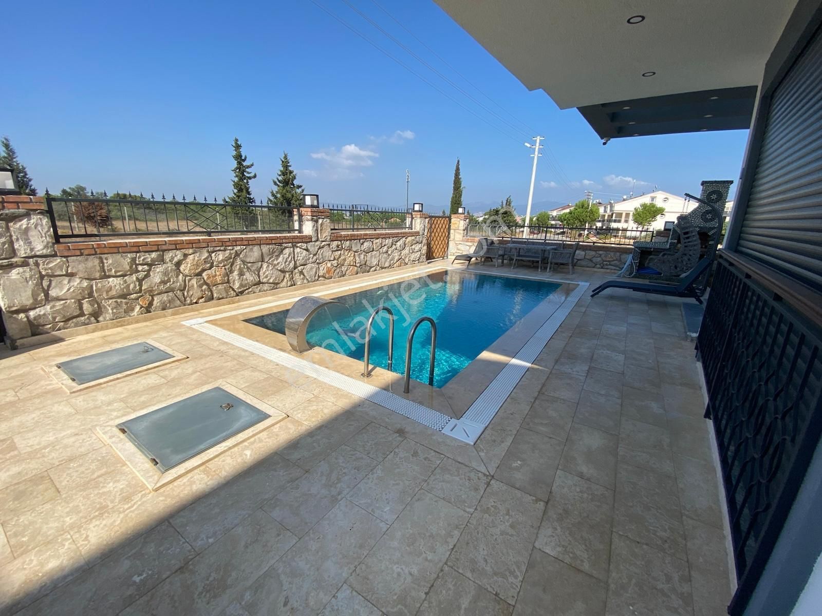 Aydın/didim/altınkum Mh Satılık Eşyalı Havuzlu 5+1 Tam Müstakil Villa - Görsel 9