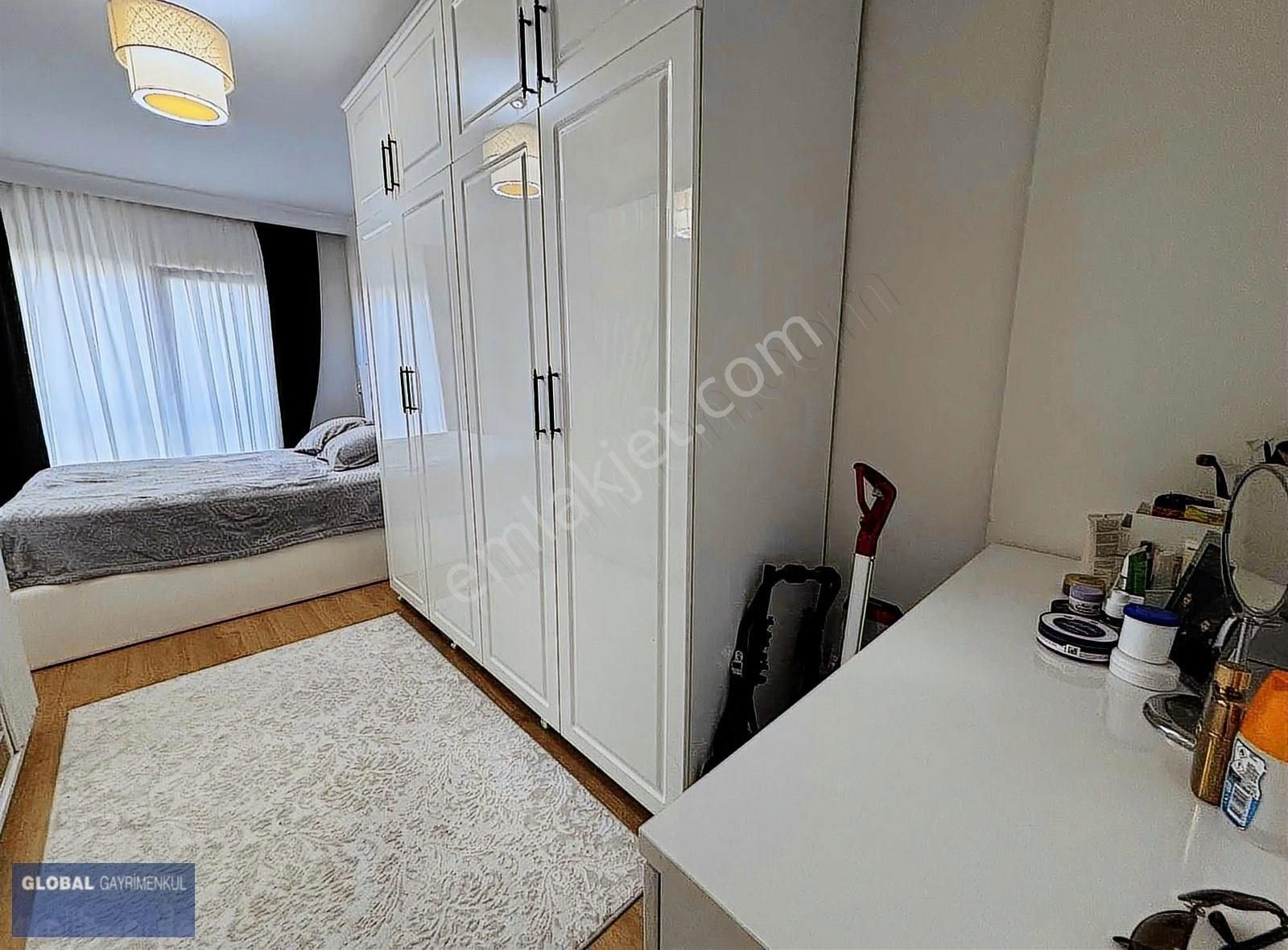 Globalden, Yüzme Havzulu Elit Sitede,26 M2 Mutfaklı,lüks Daire - Görsel 3