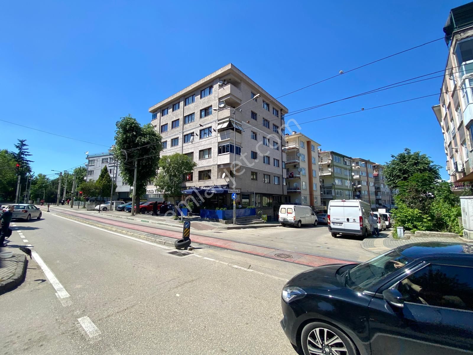Osmangazi Merinos Metro İstasyonu Üstü 3+1 Ara Kat Daire - Görsel 18