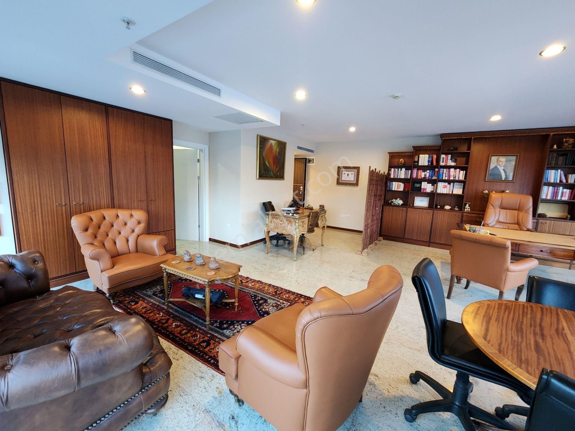 Kartal Hukukçular Towers 'da Çift Cephe Büyük Tip Kiralık Ofis - Görsel 3