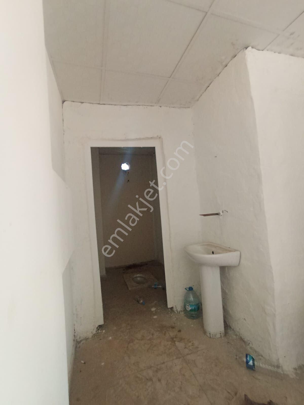 Emlak 72'den Garden Park Sitesi Altında Kiralık Dükkan - Görsel 34