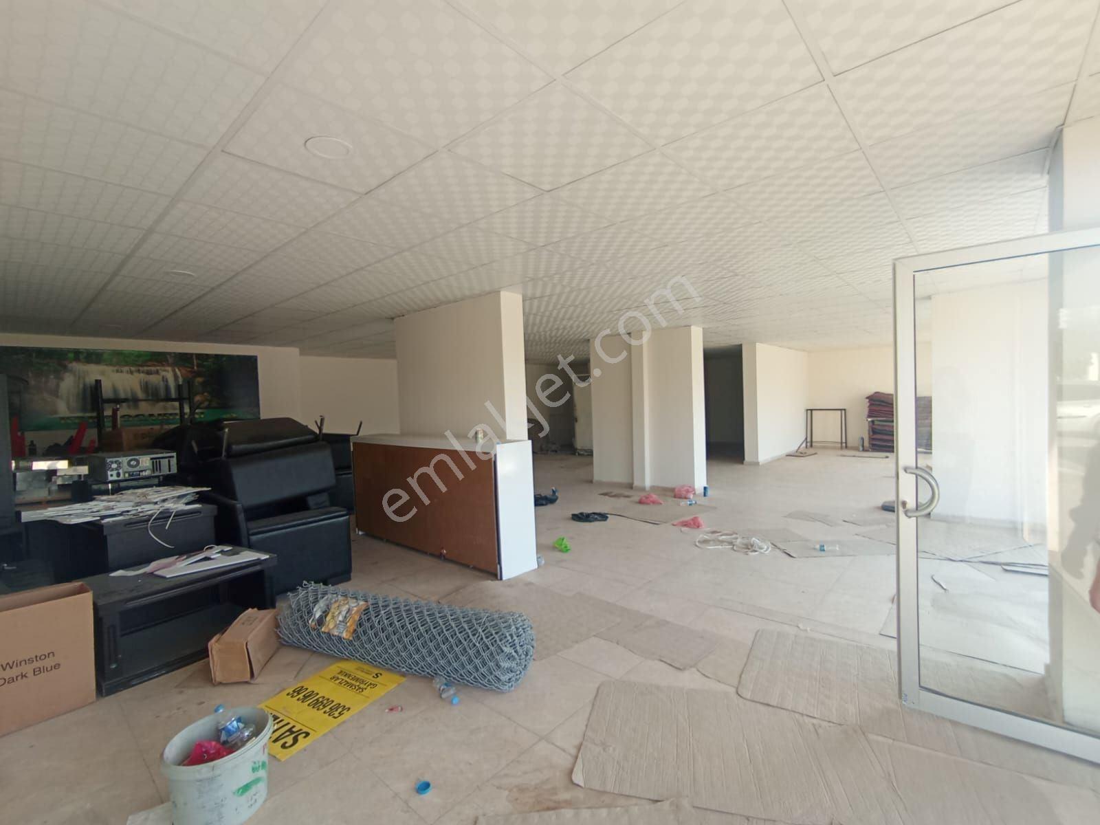 Emlak 72'den Garden Park Sitesi Altında Kiralık Dükkan - Görsel 24