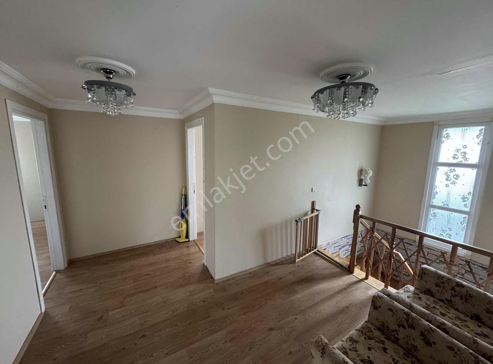 Kınalı Çelik Evler 1 Sitesinde Satılık Kelepir Villa - Görsel 2