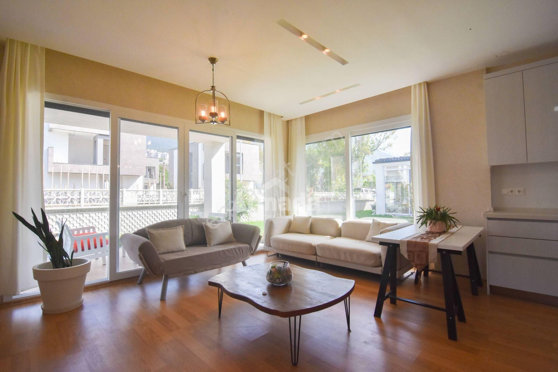 Güzelçamlı'da Tek Müstakil Eşyalı Kiralık Lüx Dublex Villa - Görsel 23