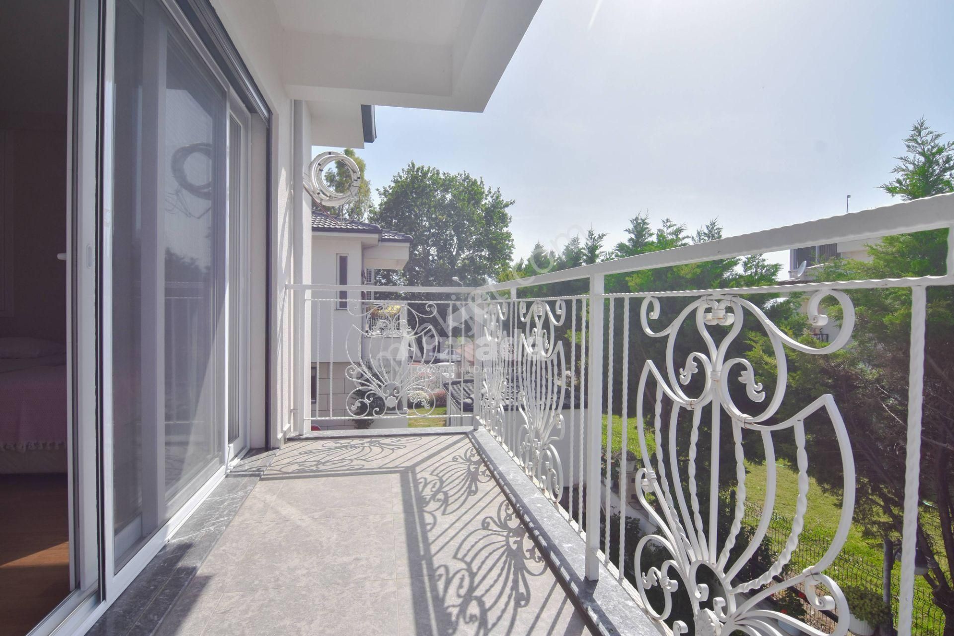 Güzelçamlı'da Tek Müstakil Eşyalı Kiralık Lüx Dublex Villa - Görsel 14