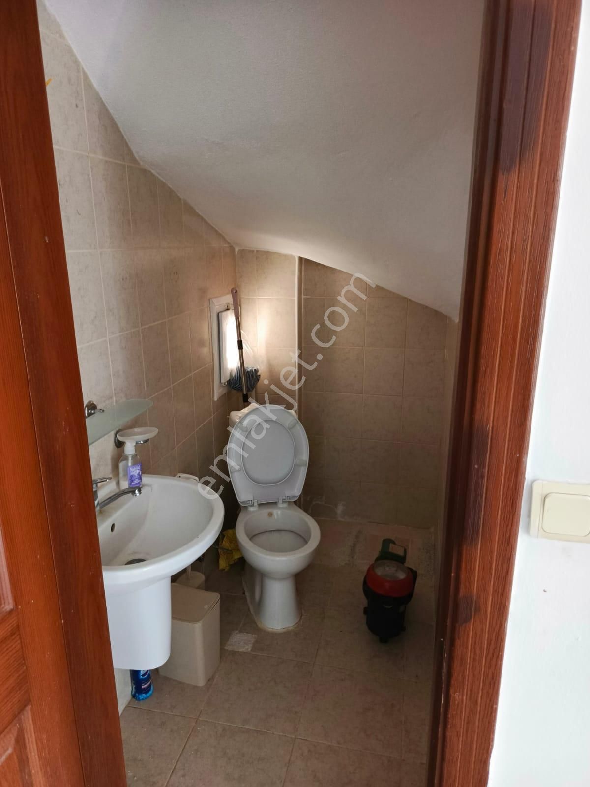 Stop’tan Ovacık Merkezi Konumda Havuzlu Villa - Görsel 25
