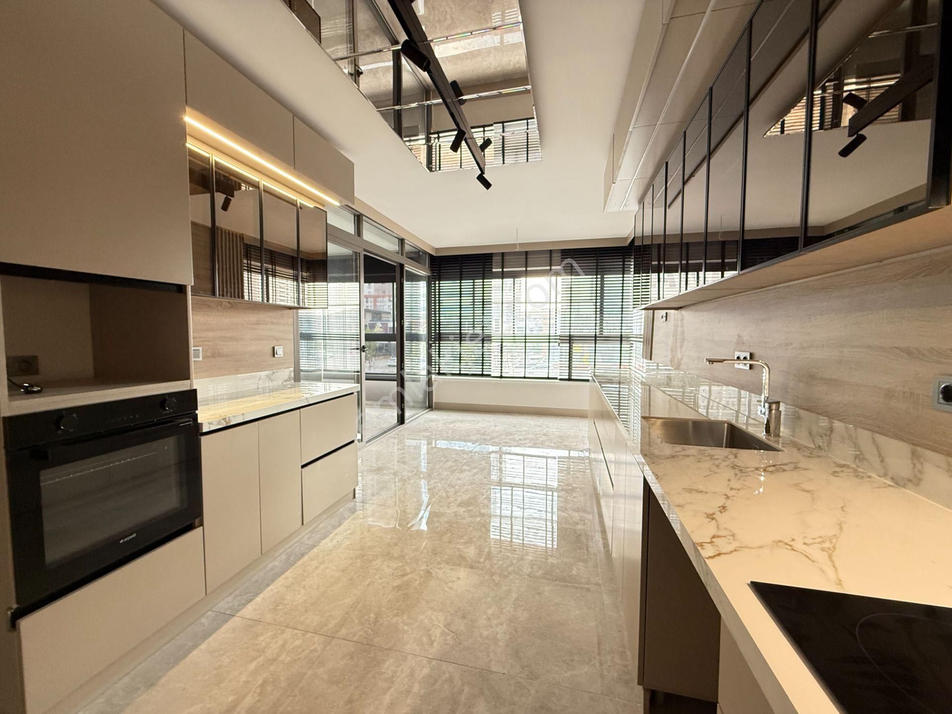 Ova Gross Karşısı 4,5+1 9.kat Loft Yapı Çift Bloklu Site İçinde - Görsel 10