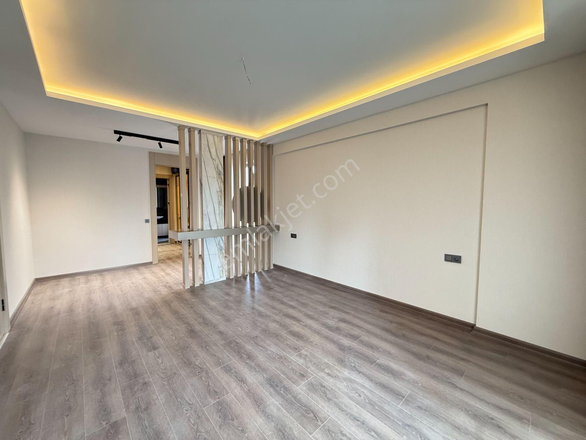 Ova Gross Karşısı 4,5+1 9.kat Loft Yapı Çift Bloklu Site İçinde - Görsel 27