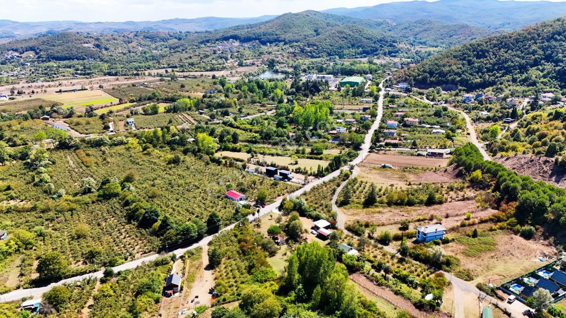 Remax Anı 'dan Şile İsaköy 'de Satılık Müstakil Arsa