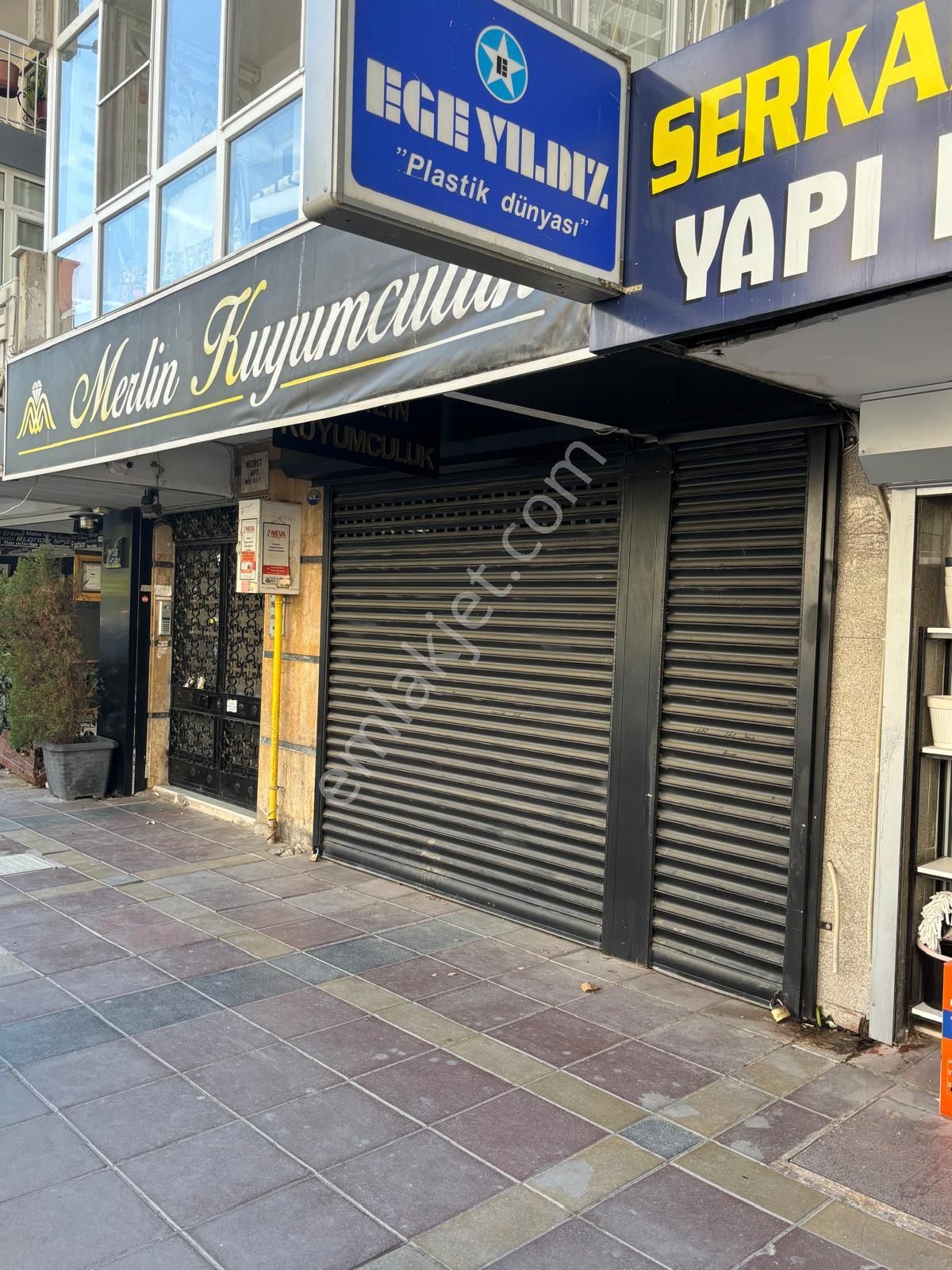Küçükyalı Mithatpaşa Caddesi Cepheli Dükkan - Görsel 3