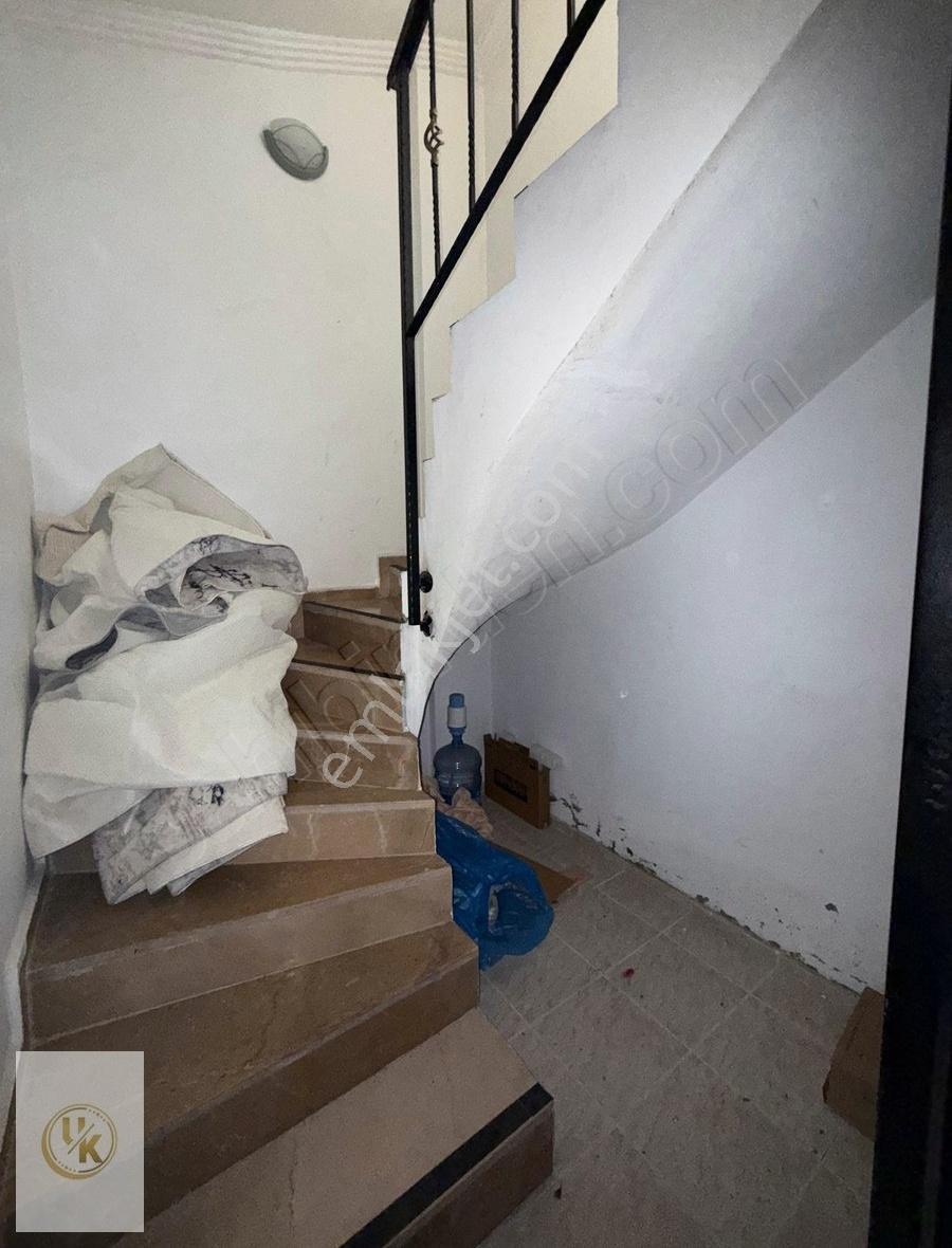 Karslılar'da Trt Cvr 5+2/3 Mutfak/3 Banyo/bahçeli/forleks Villa - Görsel 3