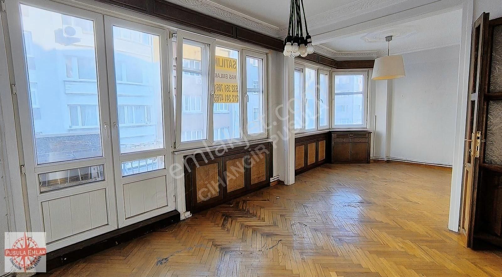 Kurtuluş Caddesi Üzerinde, 2+1, 3.kat, Fırsat Daire