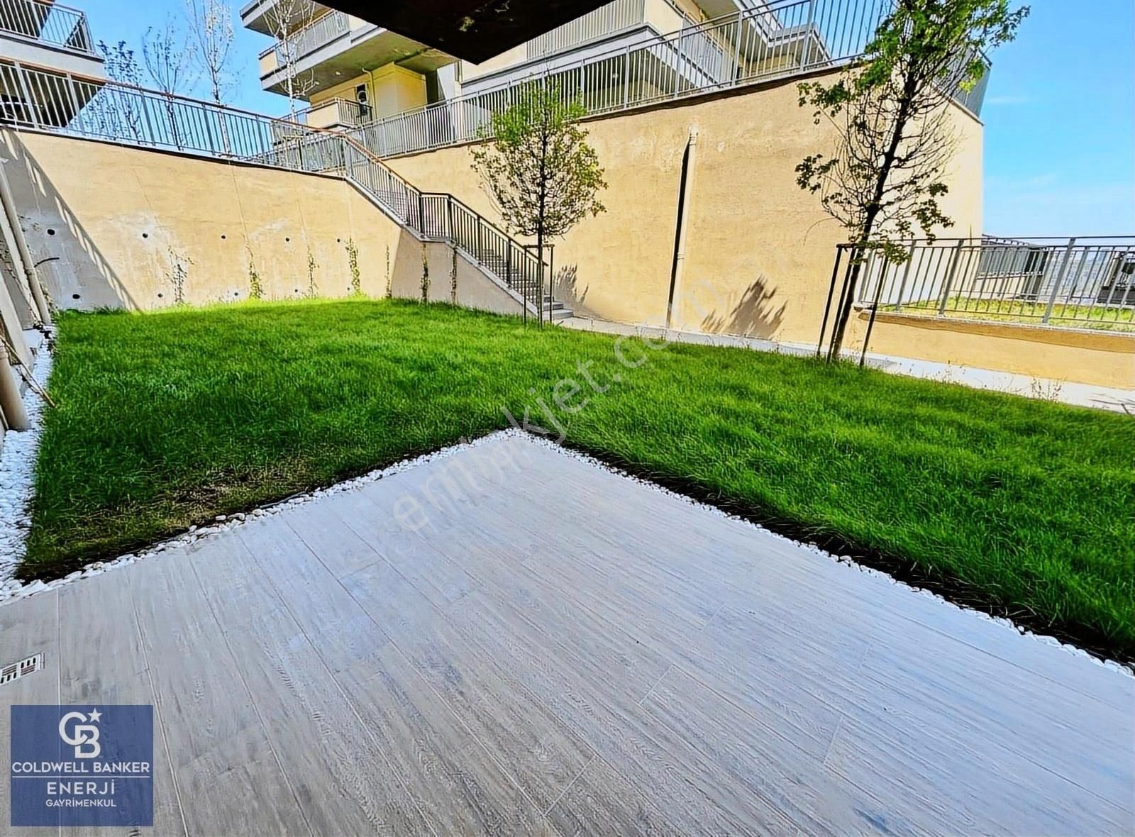 Emlakkonut Vadi Evleri 2.etap Satılık 3+1 Daire Önden Bahçeli