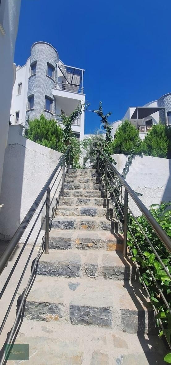 Turgutreis Karabağ Satılık Deniz Manzaralı Full Eşyalı 2+1 Daire