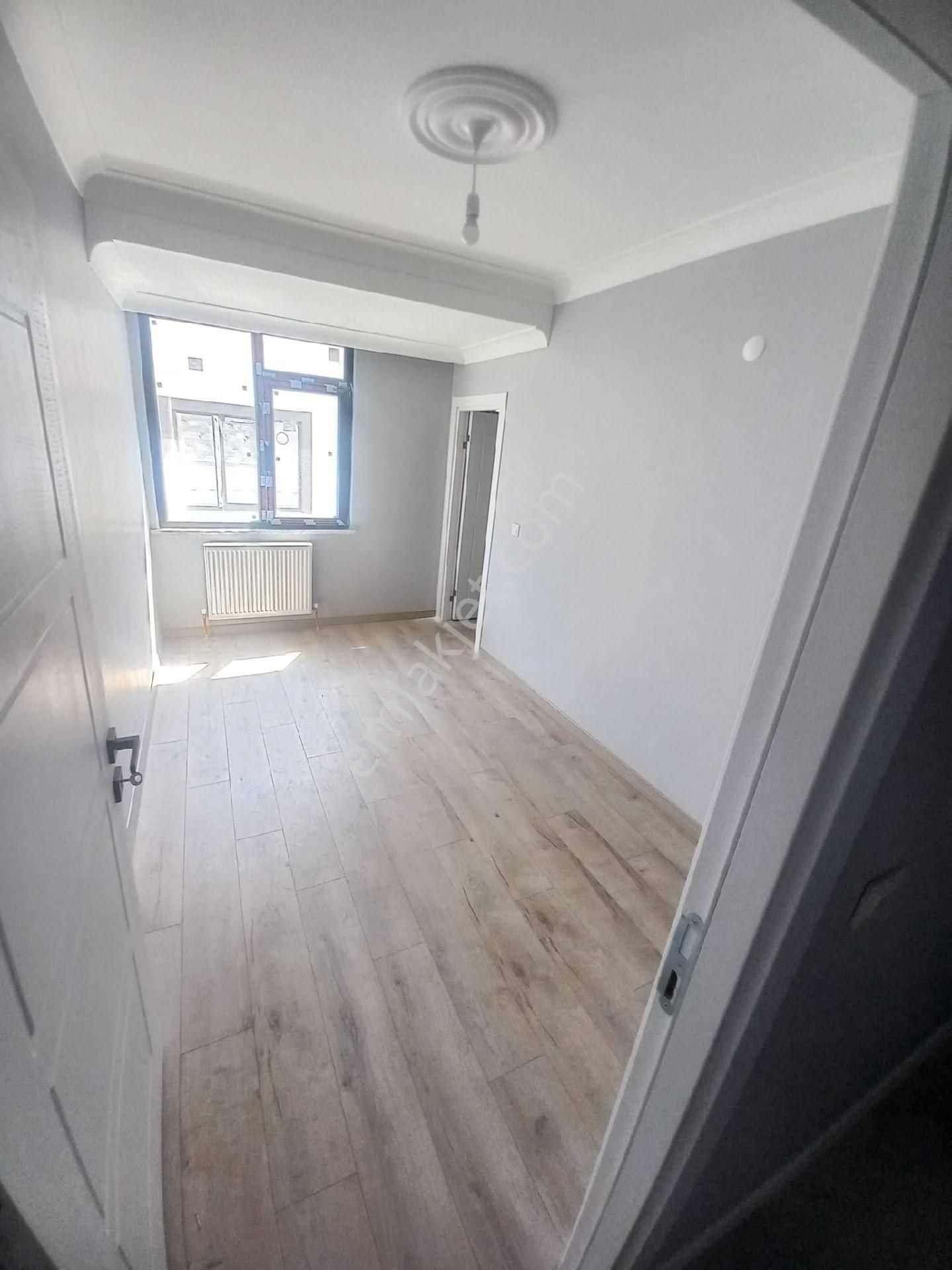 Küçükçekmece Cennet Mah. Satılık Otoparklı 200 M2 Dubleks Metrobüse 2 Dak - Görsel 6