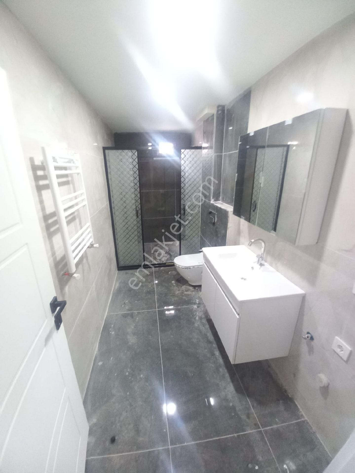 Küçükçekmece Cennet Mah. Satılık Otoparklı 200 M2 Dubleks Metrobüse 2 Dak - Görsel 26