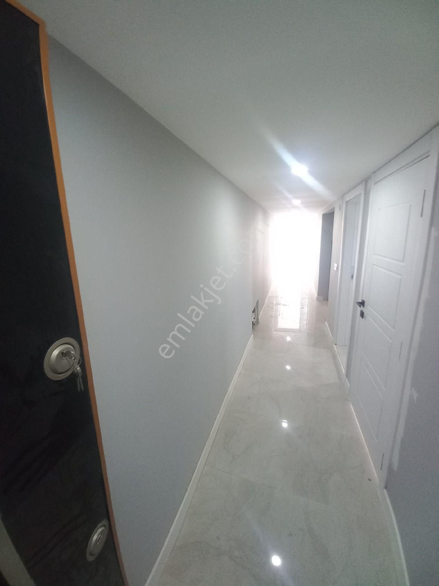 Küçükçekmece Cennet Mah. Satılık Otoparklı 200 M2 Dubleks Metrobüse 2 Dak - Görsel 9