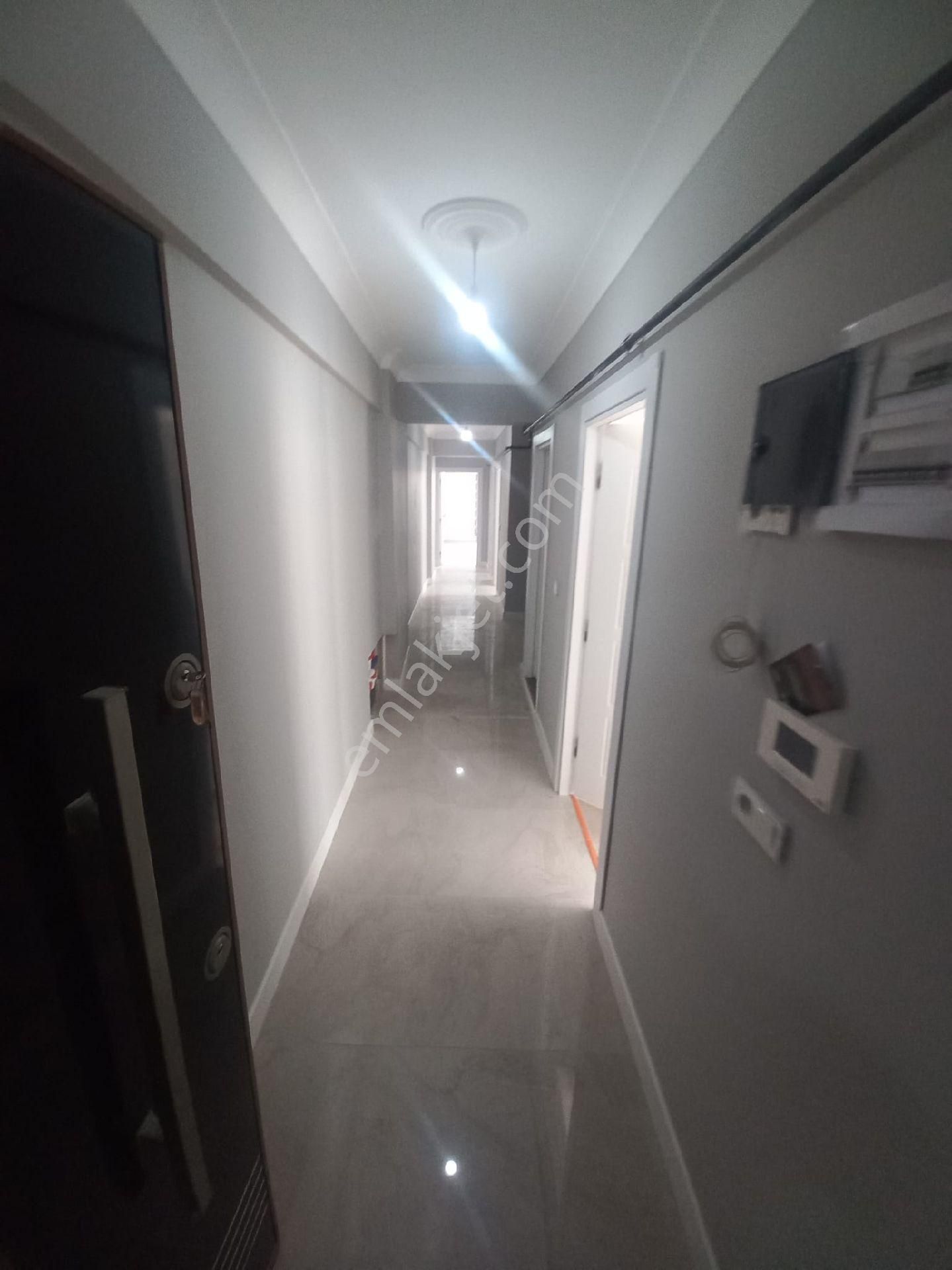 Küçükçekmece Cennet Mah. Satılık Otoparklı 200 M2 Dubleks Metrobüse 2 Dak - Görsel 28