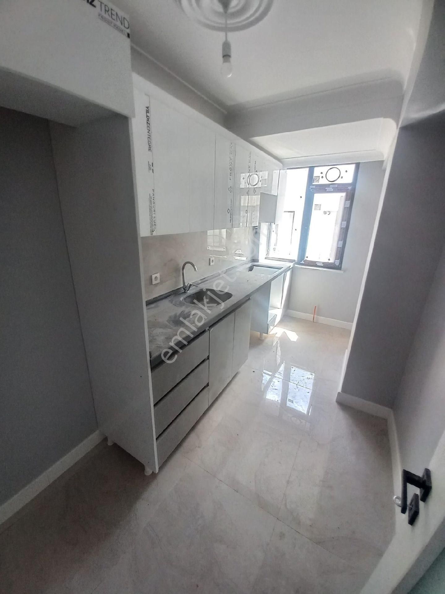 Küçükçekmece Cennet Mah. Satılık Otoparklı 200 M2 Dubleks Metrobüse 2 Dak - Görsel 21