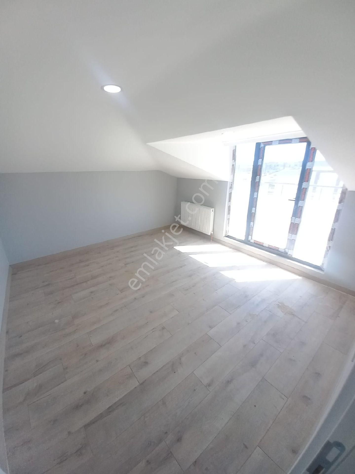 Küçükçekmece Cennet Mah. Satılık Otoparklı 200 M2 Dubleks Metrobüse 2 Dak - Görsel 18