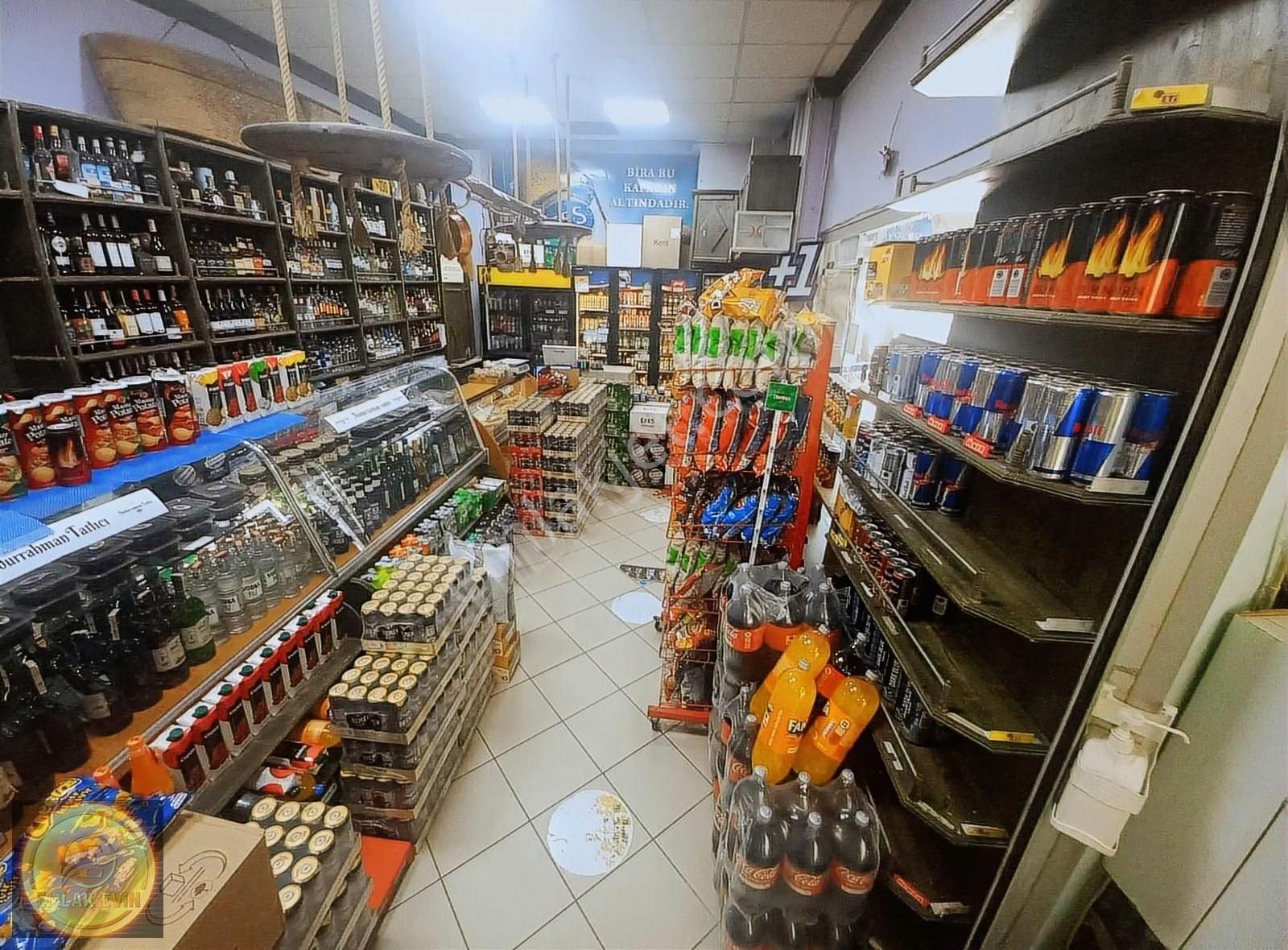 Eryaman Da Galaksi Avm De Giriş Vitrini Olan Faal Dükkan - Görsel 2