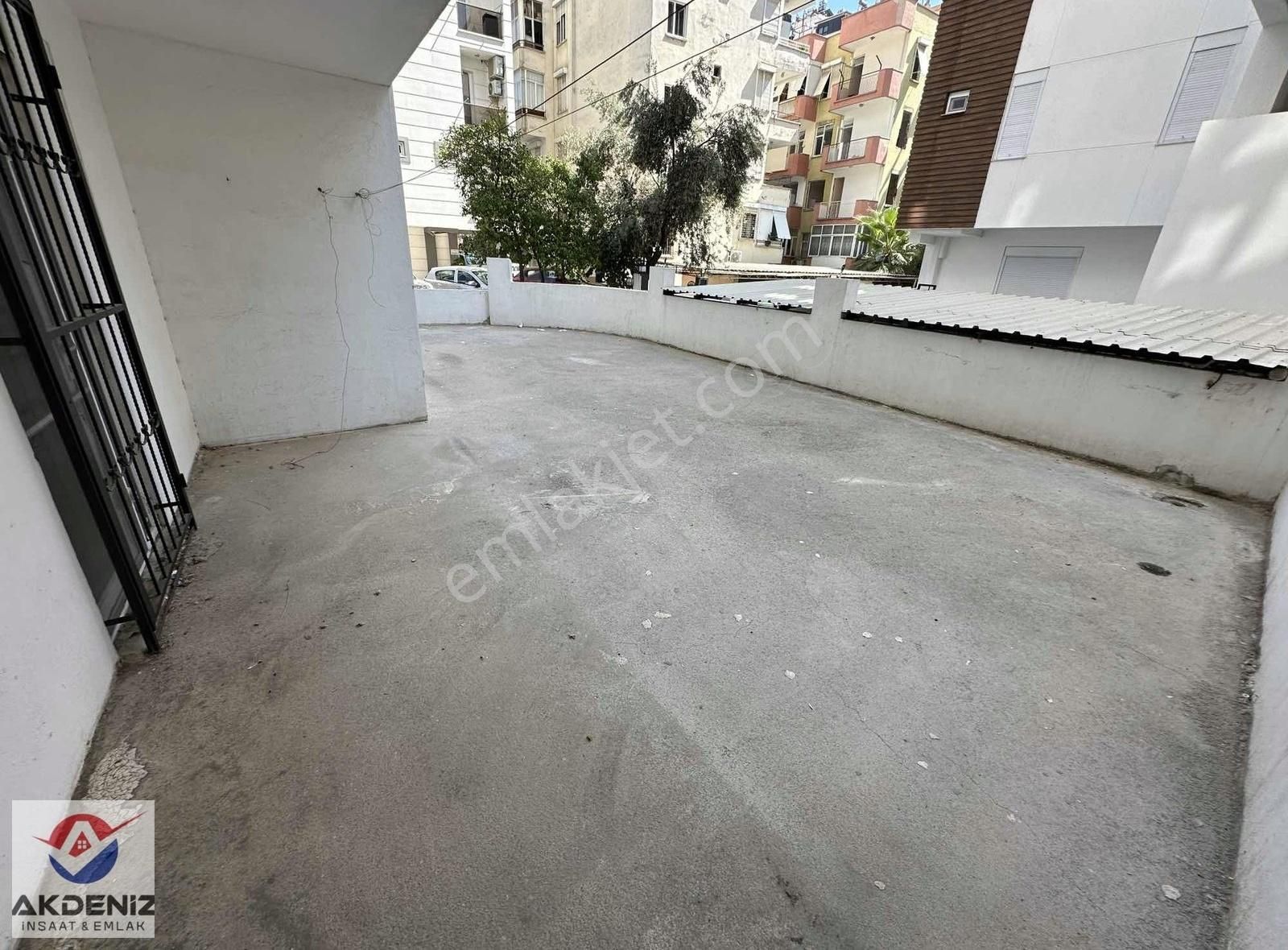 Yeni Binada Denize Yürüme Mesafesinde 2+1 Giriş Kat Daire - Görsel 18