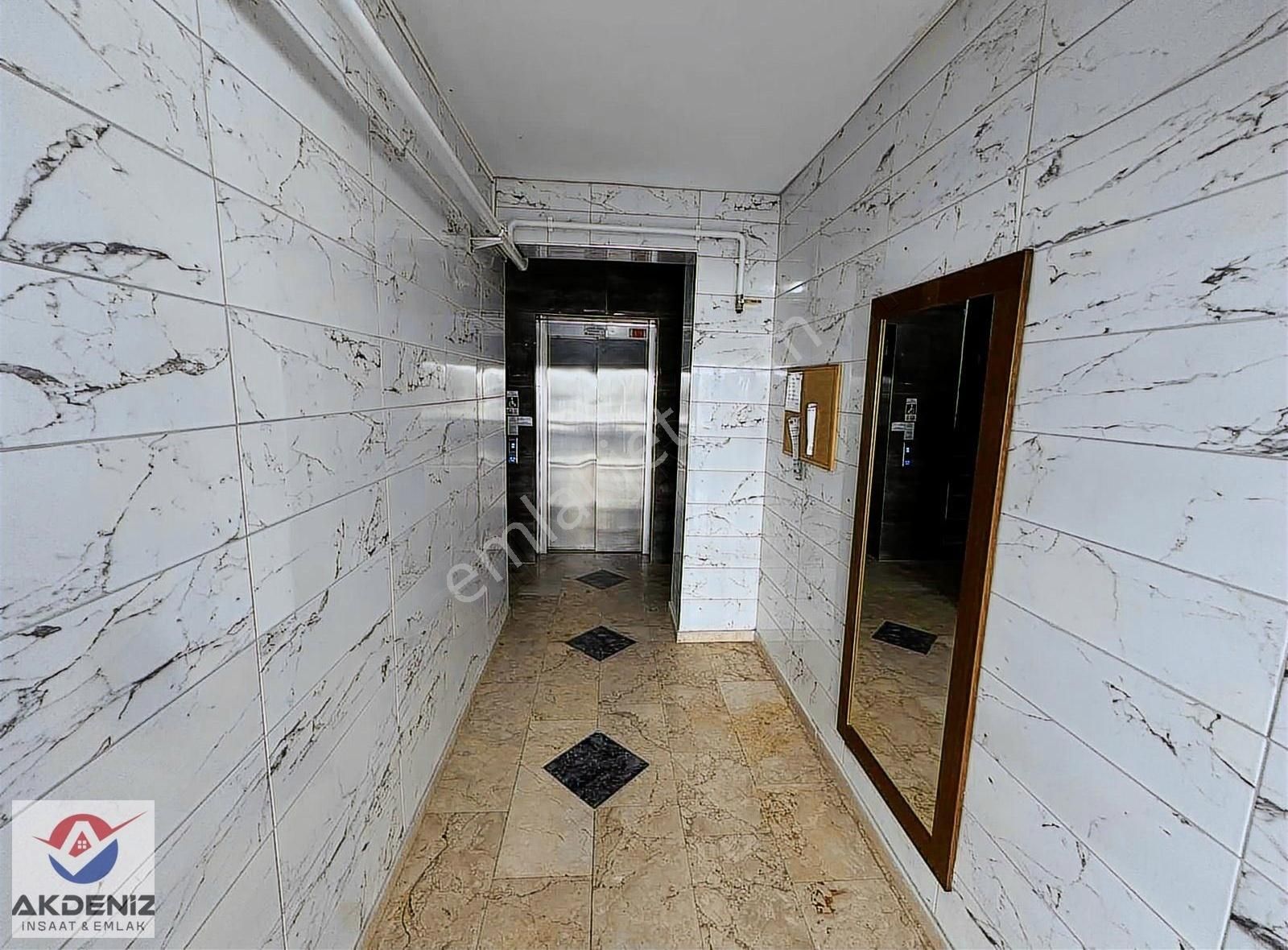 Yeni Binada Denize Yürüme Mesafesinde 2+1 Giriş Kat Daire - Görsel 5