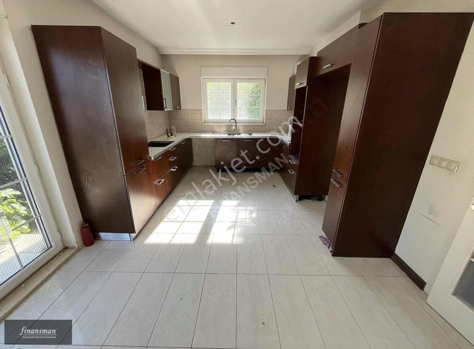 Finansman'dan..tam Müstakil..havuz Manzaralı..trıplex Villa - Görsel 8