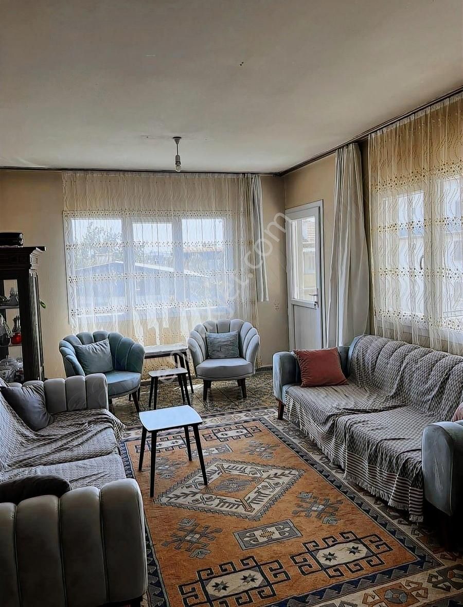 Baron Emlaktan Satılık Ordu Caddesi Üzerinde Satılık 2+1 Daire - Görsel 3