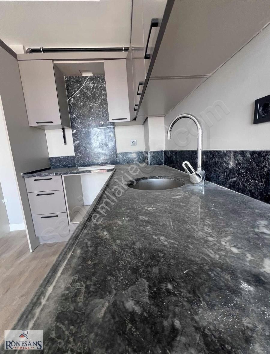 Rönesans Emlak'tan Tramvay'a Cephe Deniz Manzaralı Daire - Görsel 12