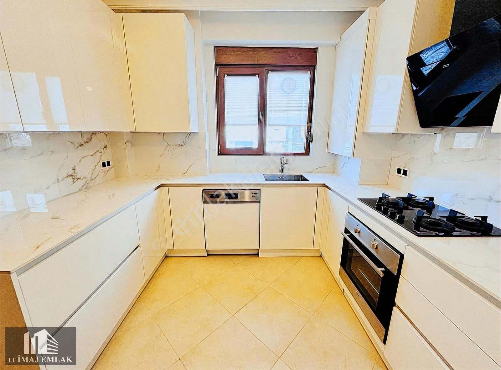 Lf İmaj Göztepe Sahil Kesintisiz Park Manzaralı Balkonlu 2+1yeni - Görsel 2