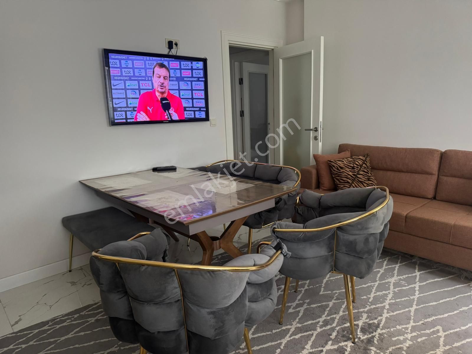 Bahçelievler İstanbul Şehitleri Caddesi Üzerinde 3+1'den Geniş Mutfaklı 2+1 - Görsel 31