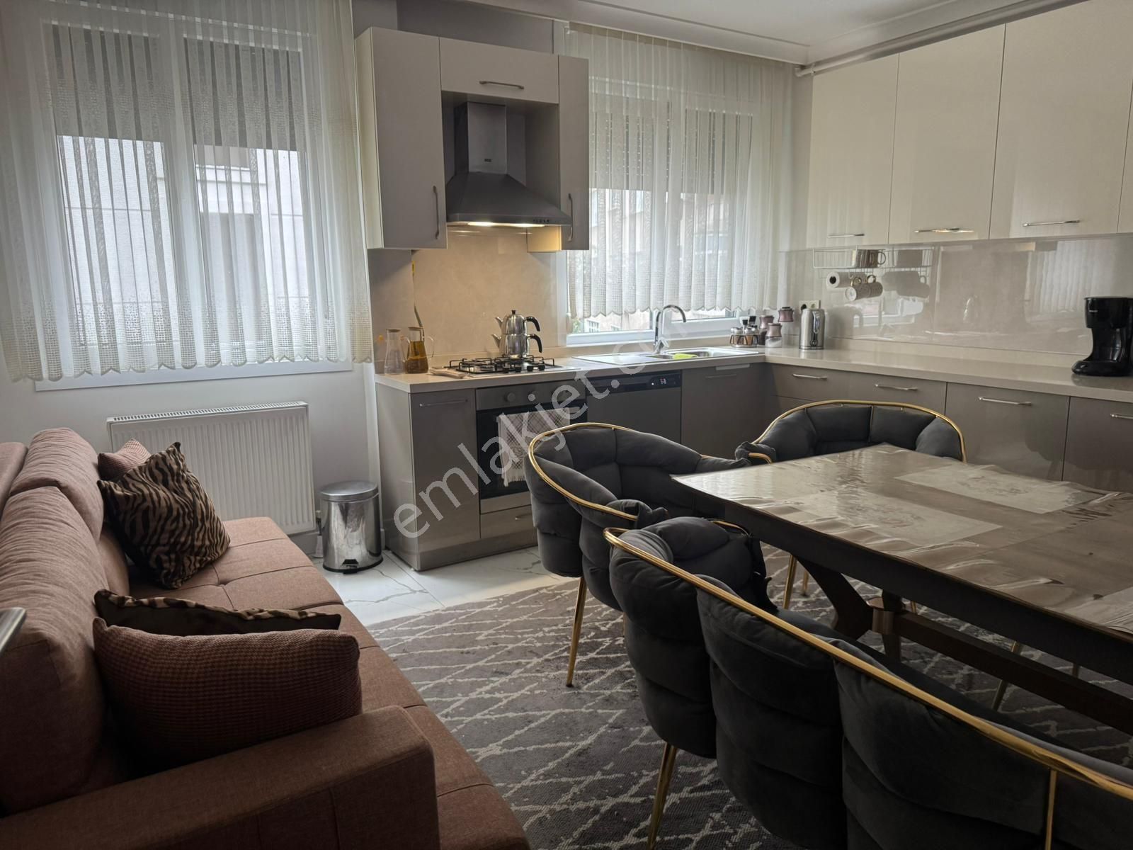 Bahçelievler İstanbul Şehitleri Caddesi Üzerinde 3+1'den Geniş Mutfaklı 2+1 - Görsel 30