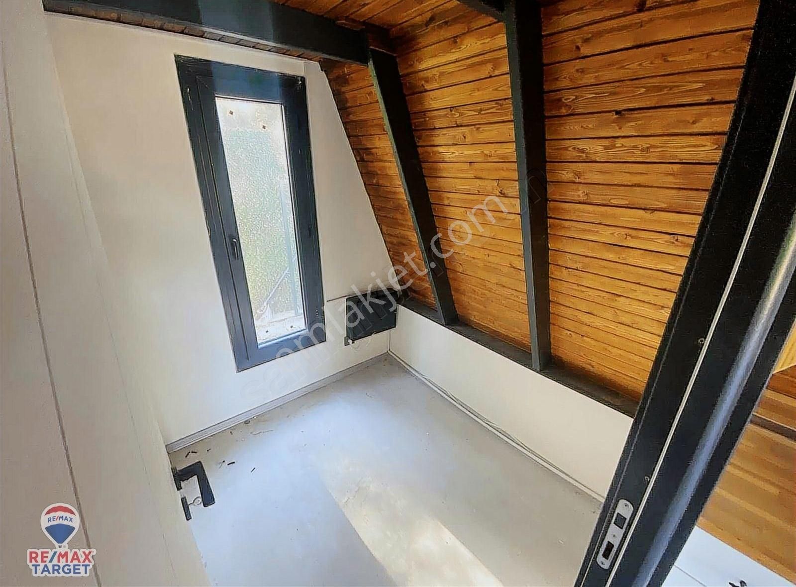 Kemalpaşa Çambelde Rızaı Taksımlı 2 Katlı Bahçelı Bungalov - Görsel 10