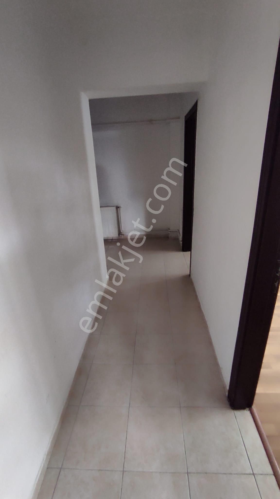 Osmangazi Mah*merkez De*okula*marketlere*yakın*3+1*kiralık*daire* - Görsel 9