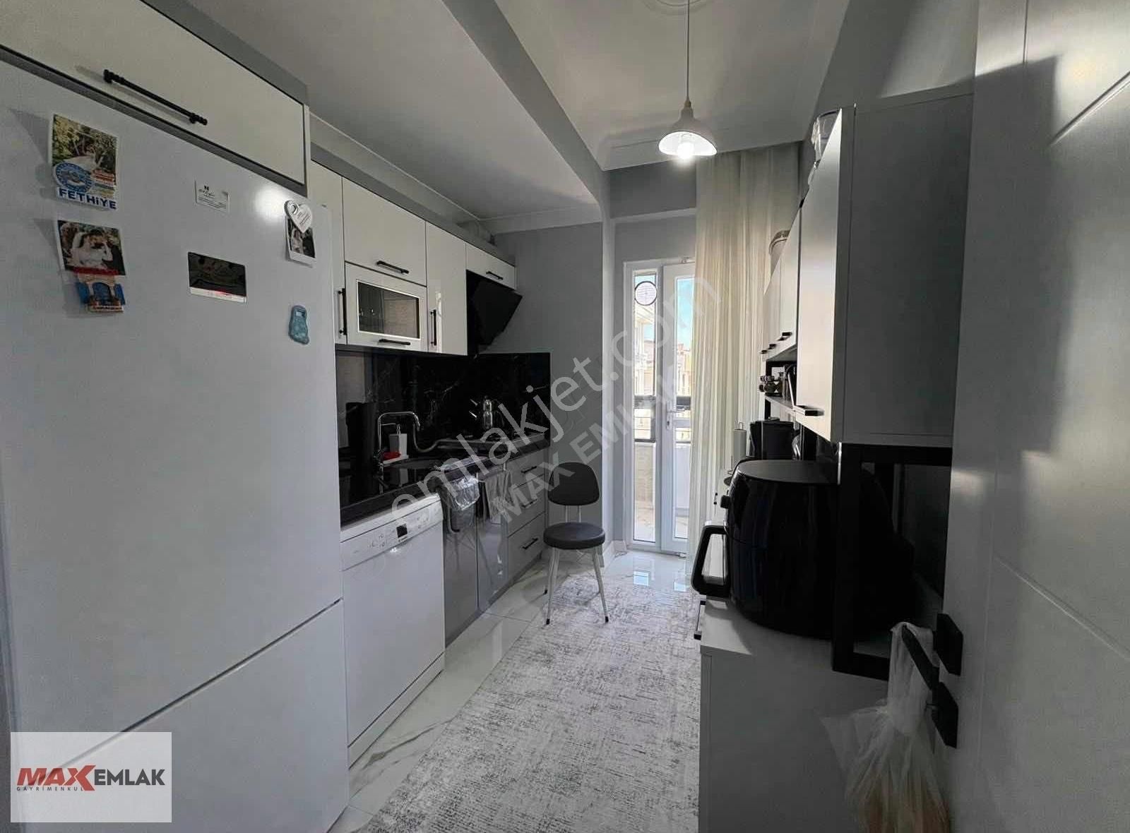 Bağlarbaşı Mah.merkezi Konumda İskanlı 2+1 Asansörlü Arakat - Görsel 5