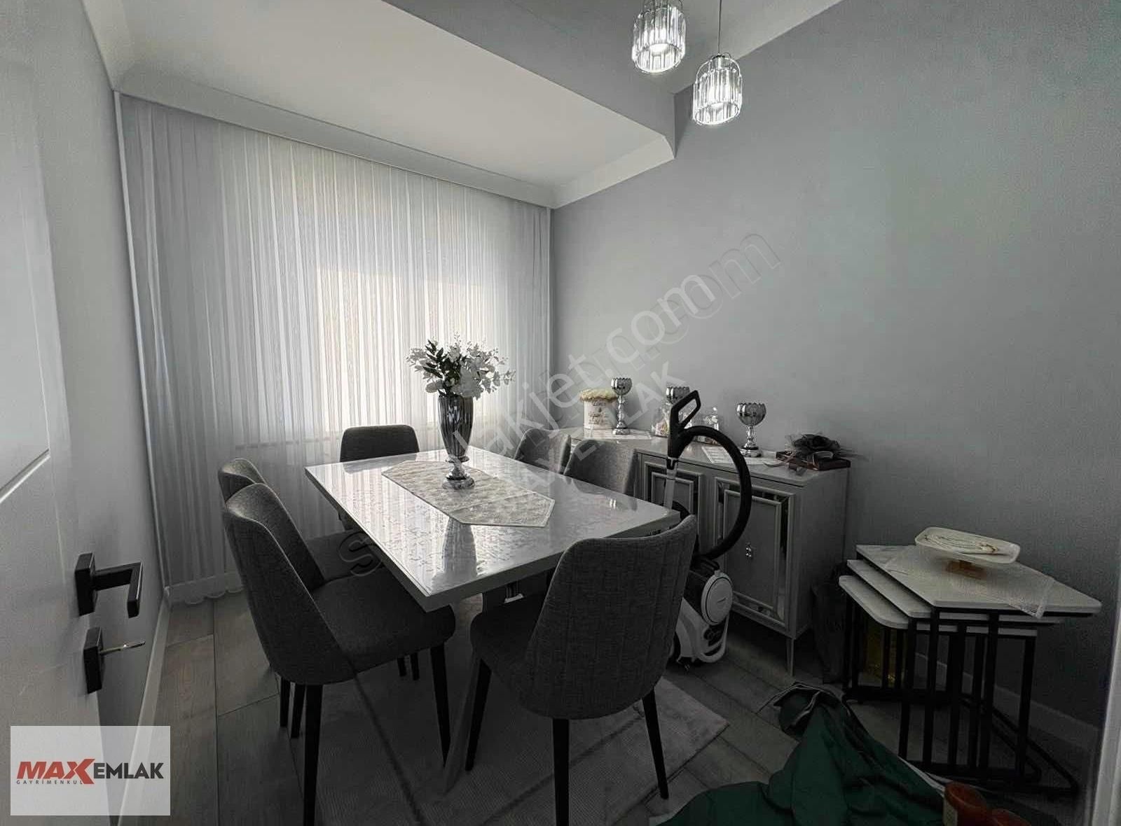 Bağlarbaşı Mah.merkezi Konumda İskanlı 2+1 Asansörlü Arakat - Görsel 4